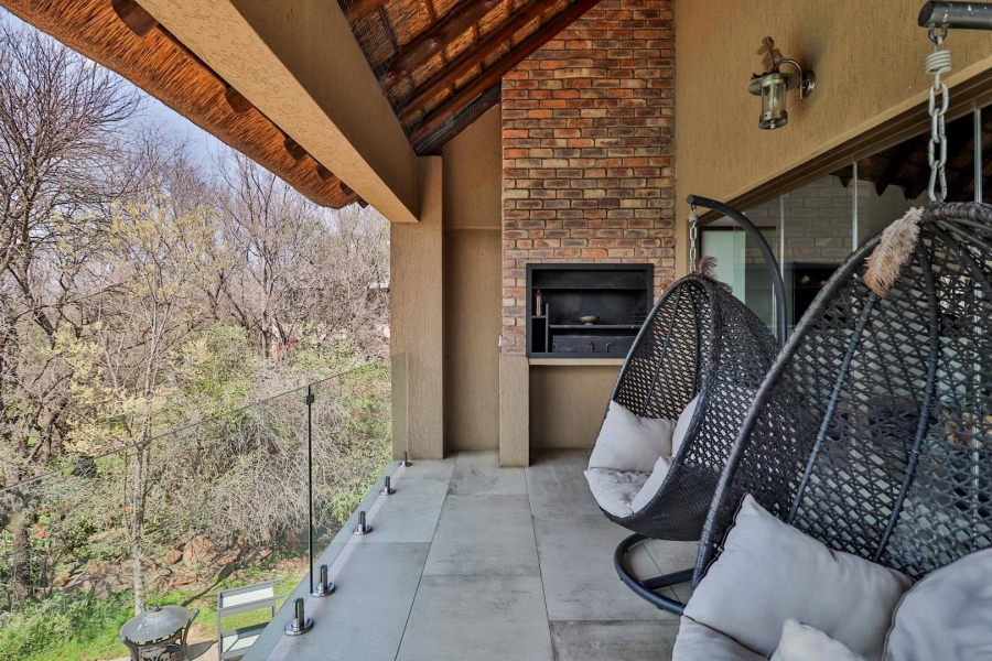 4 Bedroom Property for Sale in Boschenvaal River Front Lodges Free State